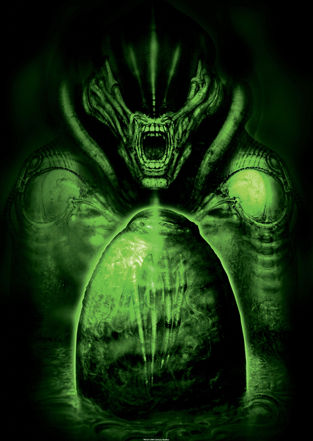 Alien With An Egg Green / PLATINA