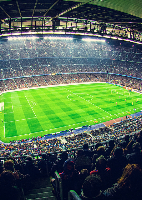 High Stands Corner / PLATINA