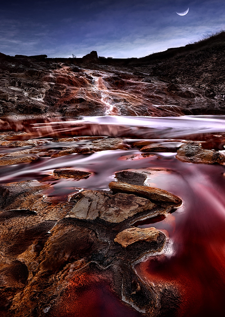 Last Lights in Rio Tinto / PLATINA