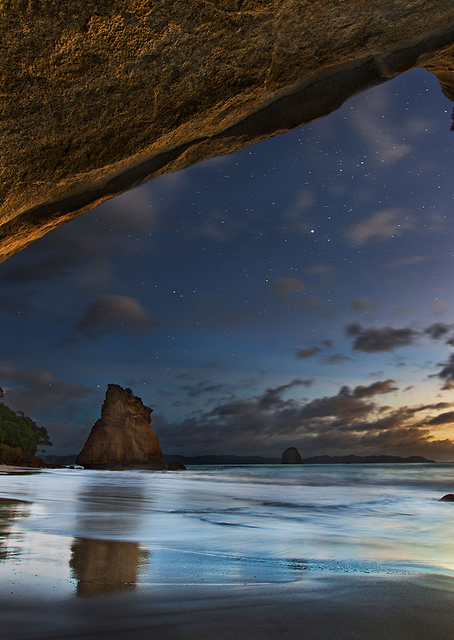 Cathedral Cove / PLATINA