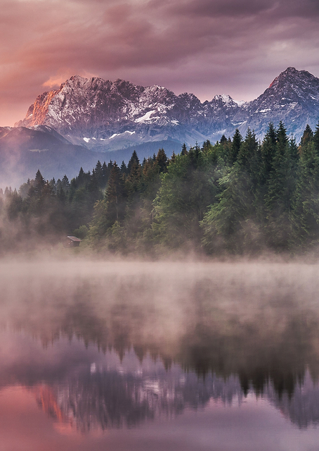 Sunrise at the Lake / PLATINA