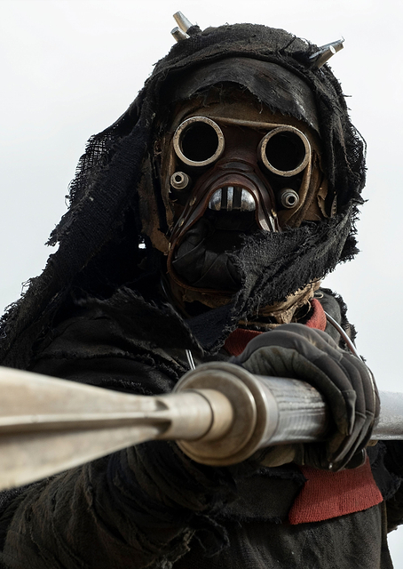 Chapter 2: The Tribes of Tatooine - 3 / PLATINA
