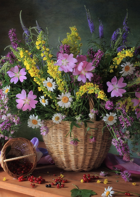 Wildflower Basket / PLATINA