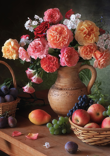 Roses and Plums / PLATINA