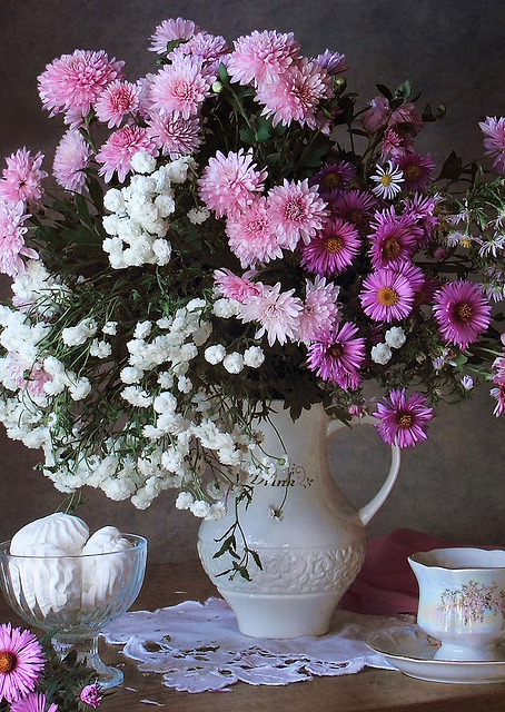 Alpine Aster Bouquet / PLATINA