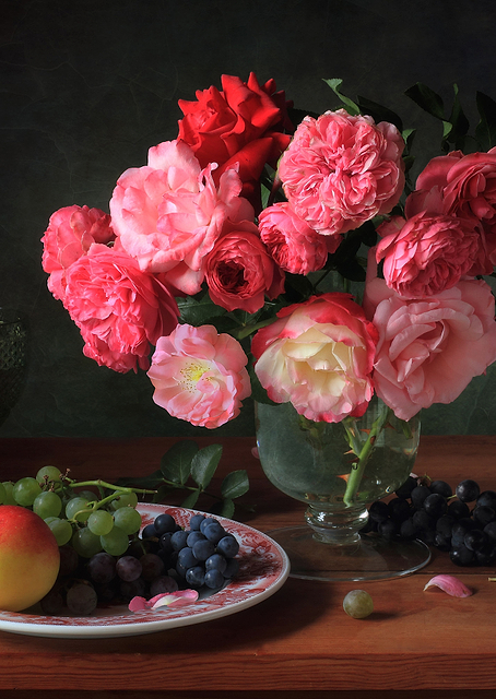 Roses with Fruits / PLATINA