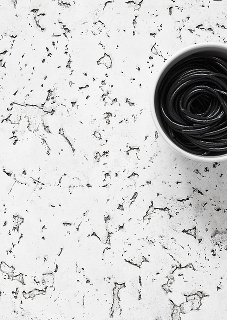 Black and White / PLATINA
