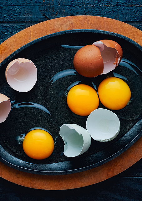 Farm eggs / PLATINA