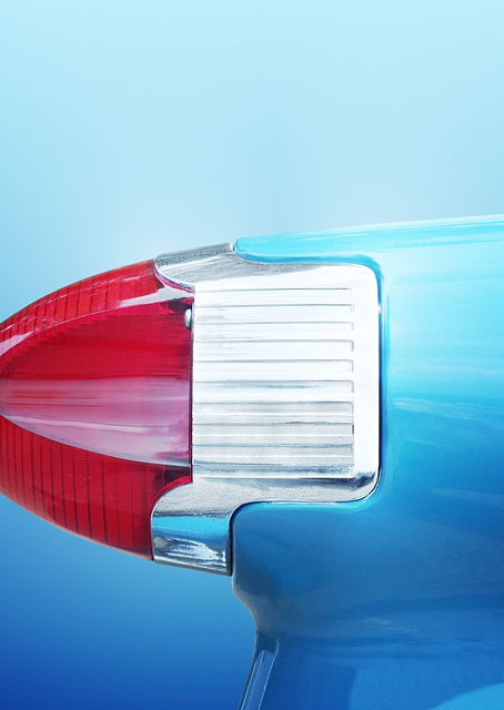 1956 88 tail fin / PLATINA