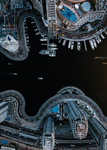 Dubai Marina / PLATINA
