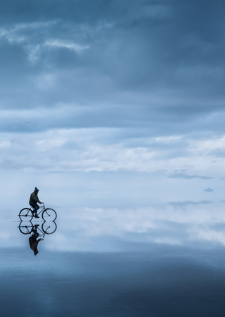 Walking in the sky... / PLATINA