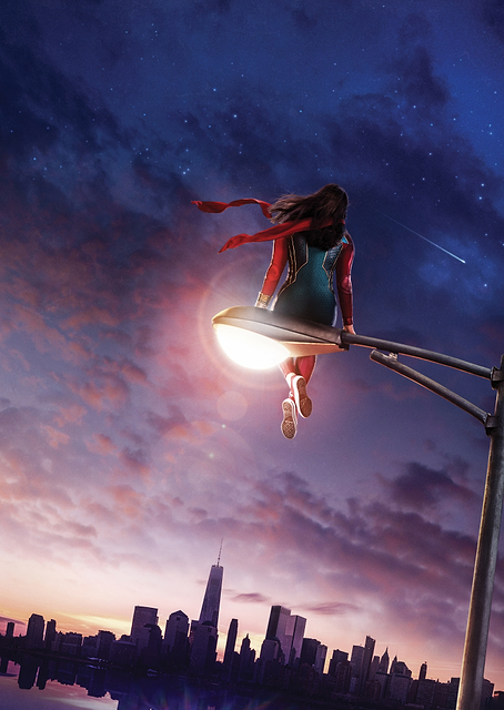 Ms Marvel poster no logo / PLATINA
