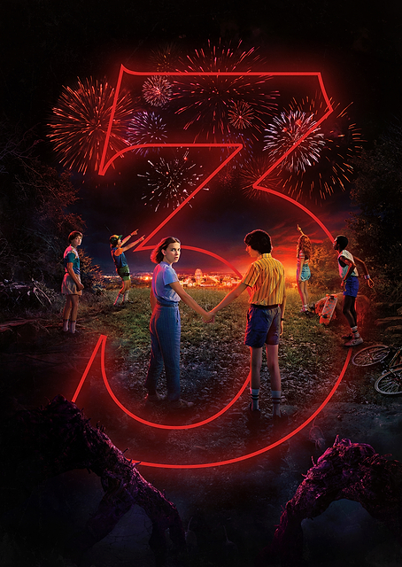 Season 3 Poster Logo / PLATINA