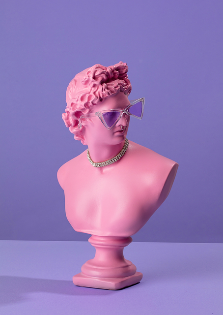 Pink Statue / PLATINA