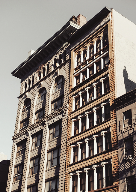 New York City Building / PLATINA
