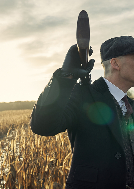 Tommy on a Field / PLATINA