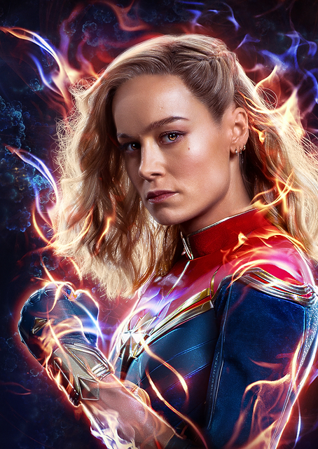 Captain Marvel Poster / PLATINA