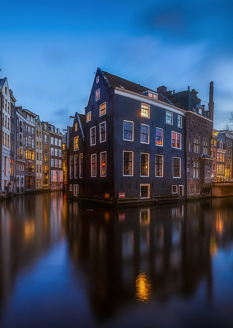 Blue Amsterdam / PLATINA