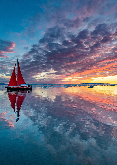 Greenland fire sky / PLATINA