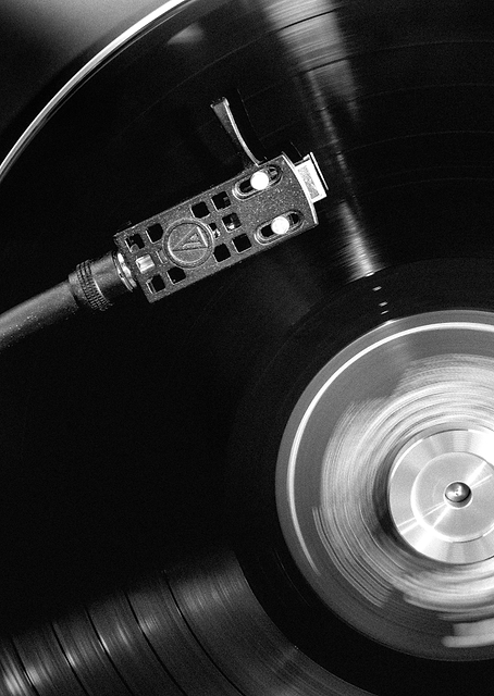 Vinyl_002 / PLATINA