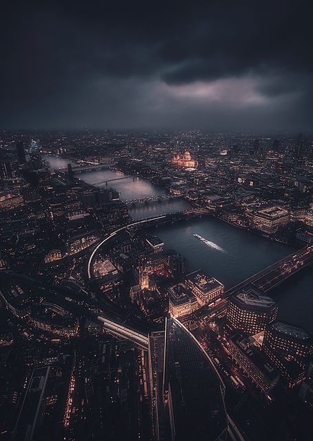 Apocalyptic London / PLATINA