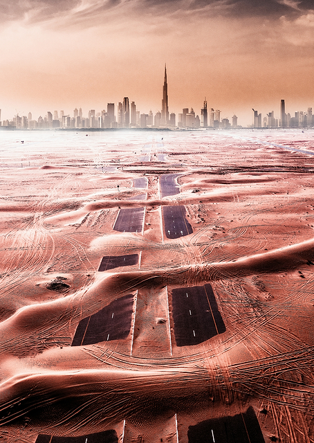 Roads of the Desert / PLATINA