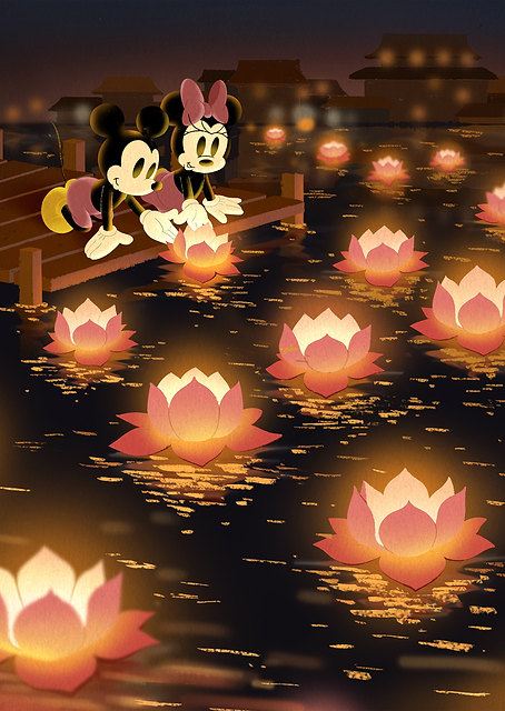 Floating Lotus Glow / PLATINA