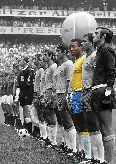 Pele And Brazilian Team / PLATINA