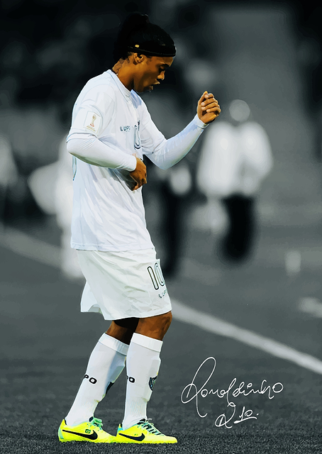 Ronaldinho Soccer Photo / PLATINA