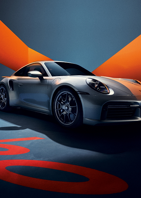 Porsche 911: Generations Collide / PLATINA