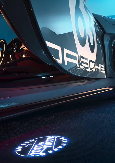 Porsche's Luminous Icon / PLATINA