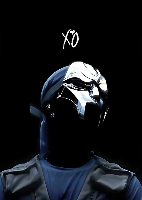 The Weeknd Chrome Mask XO / platina