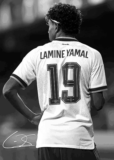 Black and White Lamine Yamal Soccer Jersey / PLATINA