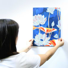 placing displate on wall