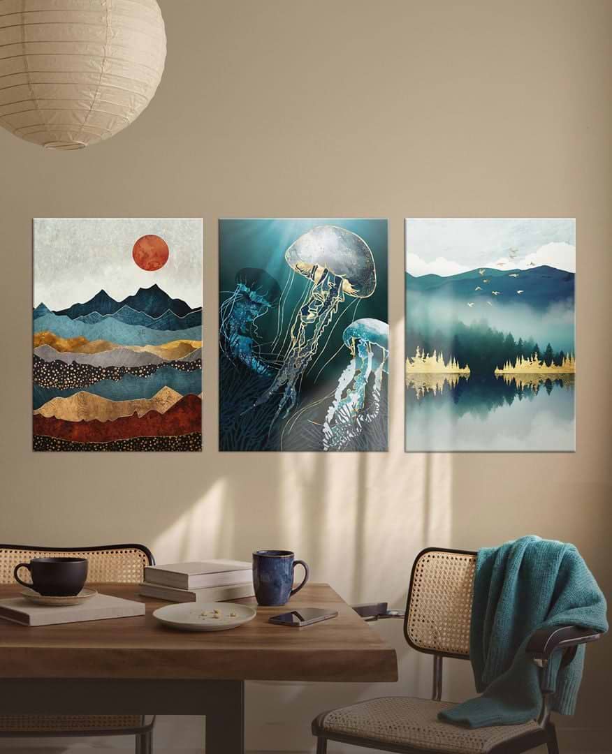 room with displates