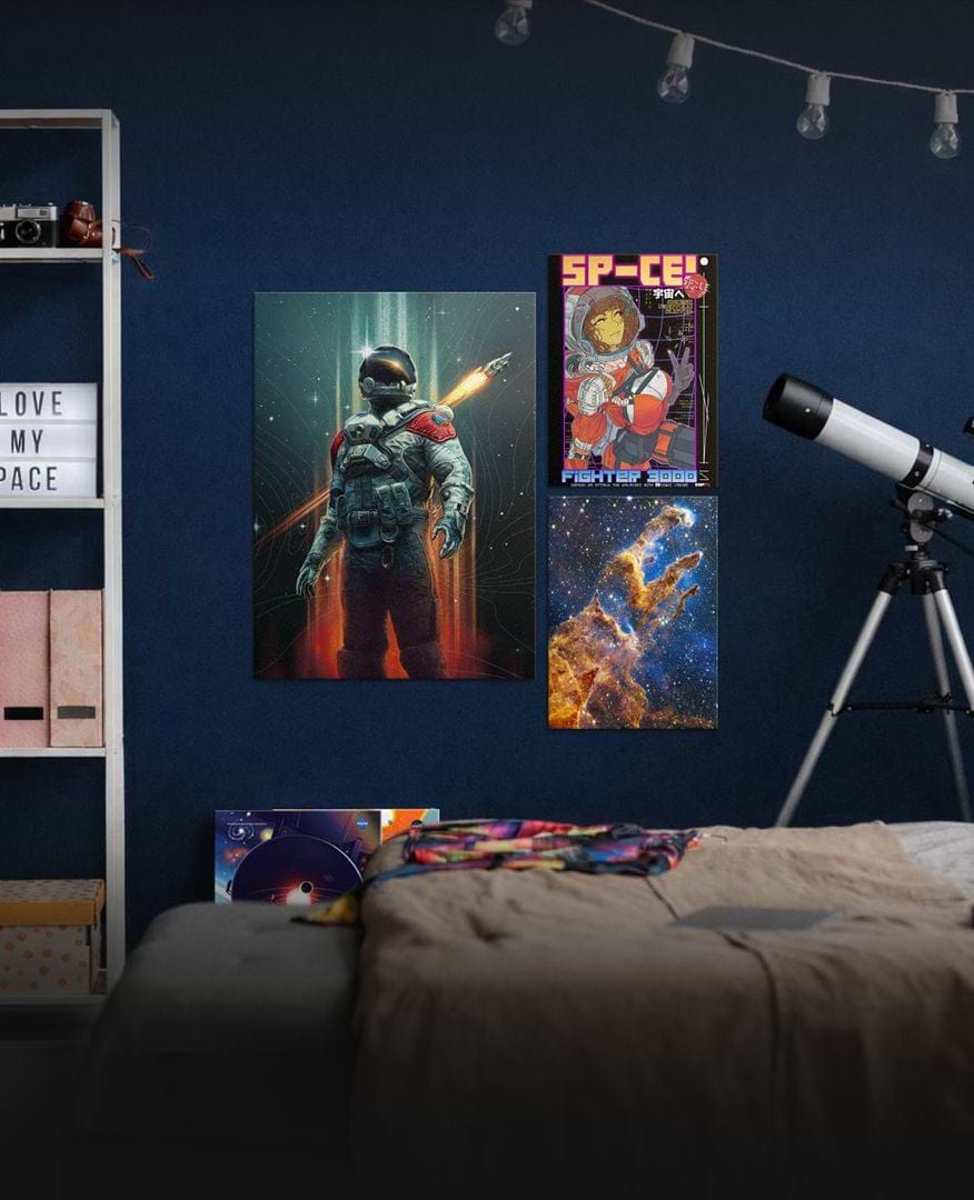 room with displates
