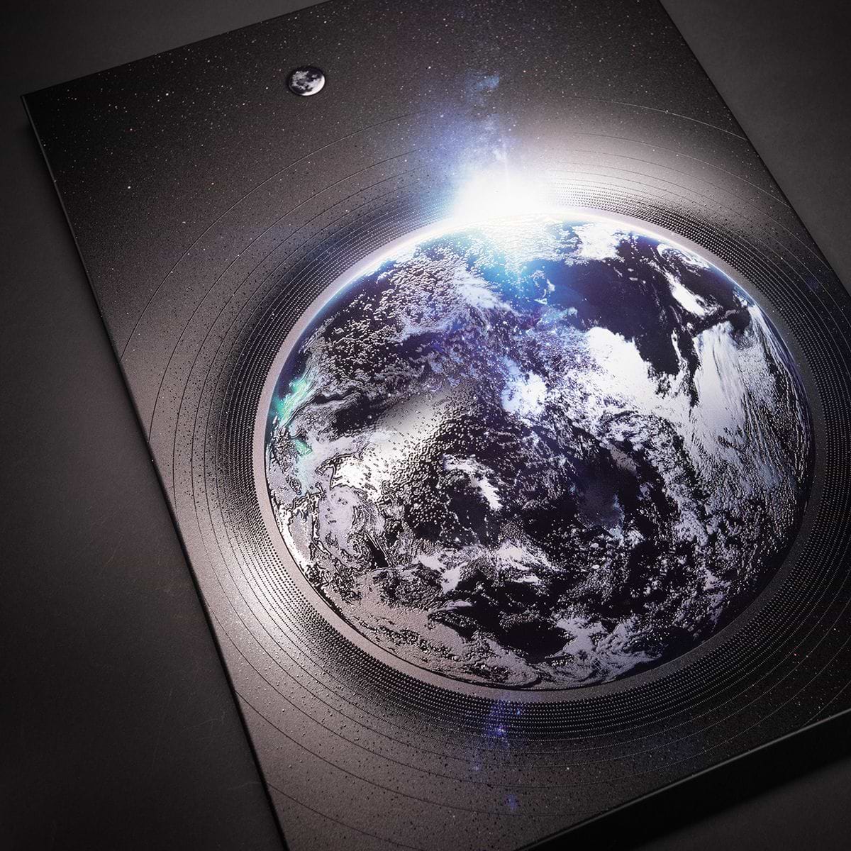 Limited Displate image