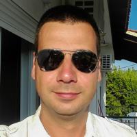 Milos Paramentic