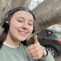 Dana Cetojevic avatar